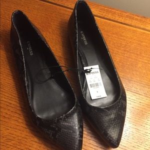 Express- Black Flats, Size 9